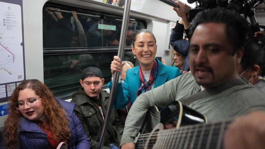 Claudia Sheinbaum canta con un usuario del Metro: “Lo que ocurrió ahí fue algo espontáneo"