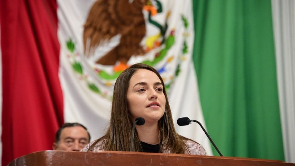 Tania Larios dijo que se busca invertir en la revisión y mantenimiento del Metro.
