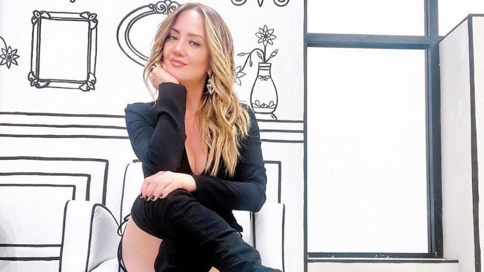 Este es el look con el que Andrea Legarreta causó furor en redes sociales