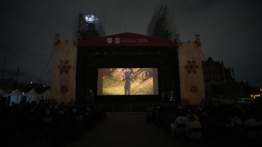 10 mil personas disfrutaron Pinocho de Guillermo del Toro en el Zócalo de la CDMX