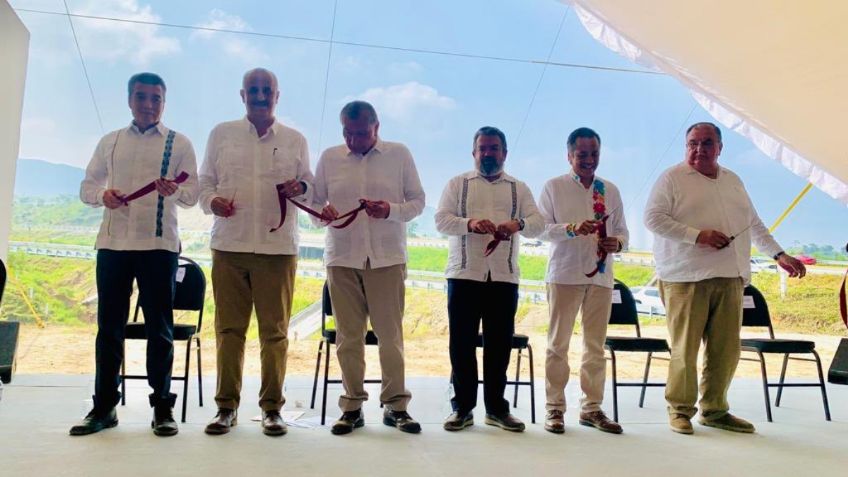 Jorge Nuño y Adán Augusto López inauguran estación Chontalpa-Entronque autopista Choapas-Ocozocoautla