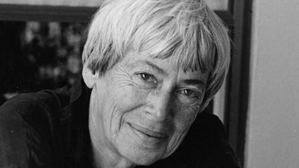 Forma parte de la colección Biblioteca Ursula K. Le Guin.