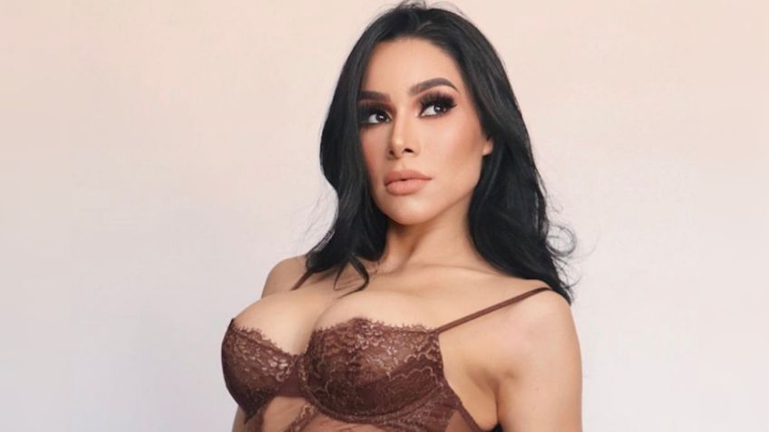 Desde las escaleras, Yuliett Torres derrite la red con arriesgado mini vestido