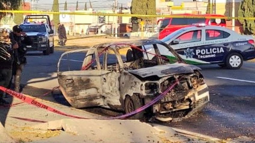 Conmoción en Los Héroes Tecámac: hallan un cadáver dentro de un auto calcinado en plena avenida