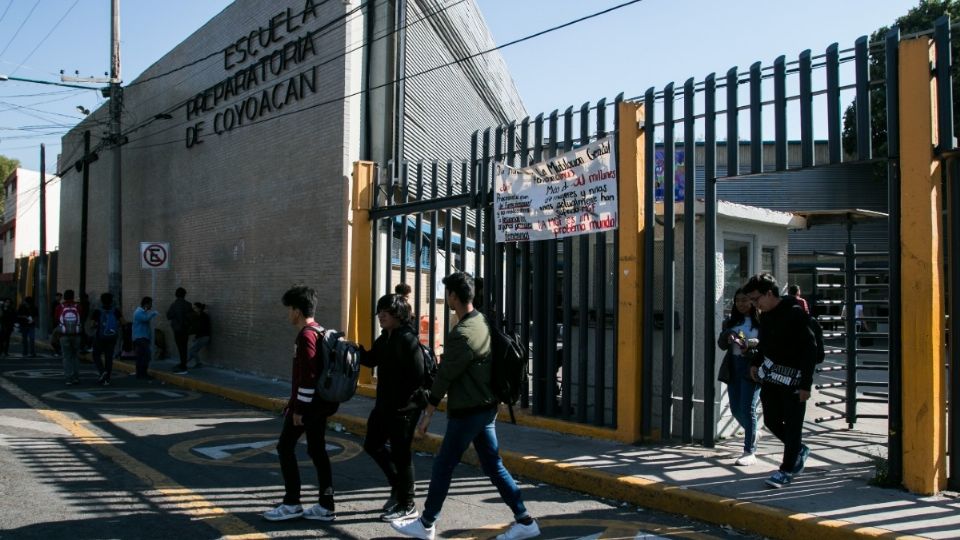 Cerca del plantel encontrarás museos, así como un centro comercial.