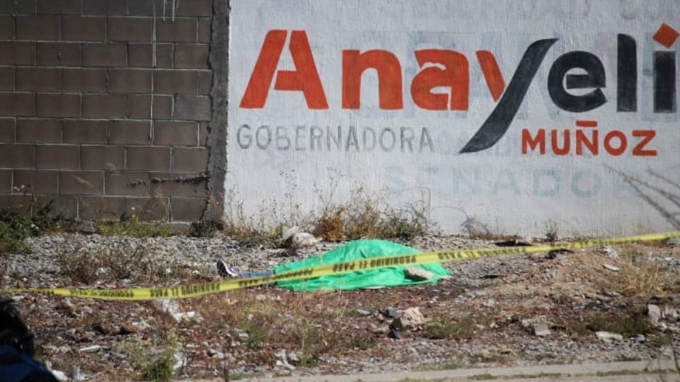 Las autoridades aún se encuentran investigando para dar con el paradero del agresor