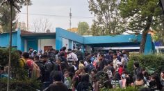 Desalojan a estudiantes de CCH Naucalpan tras presuntas explosiones al interior del plantel