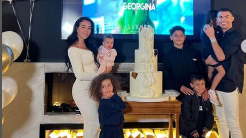 FOTOS | Georgina Rodríguez celebra su cumpleaños con Cristiano Ronaldo, hijos y un vestido espectacular