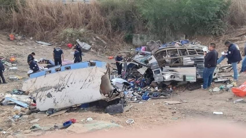 Nayarit: ya son 16 los muertos tras volcadura de autobús, conductor rebasó el límite de velocidad