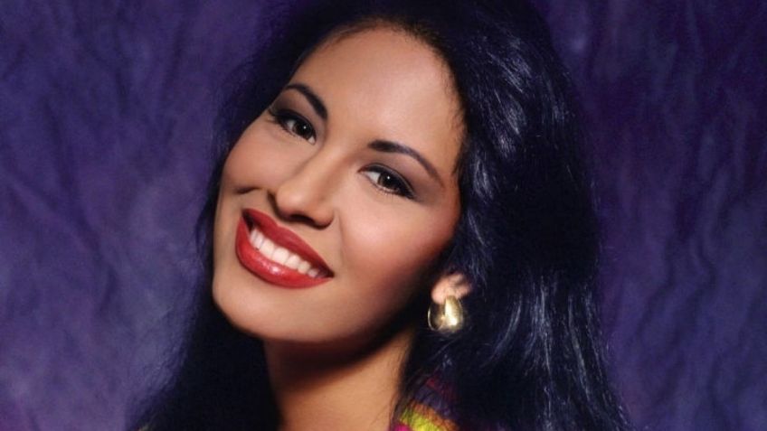 Selena: la foto en la que luce diminuta cintura durante el detrás de cámaras del tema “Bidi bidi bom bom”