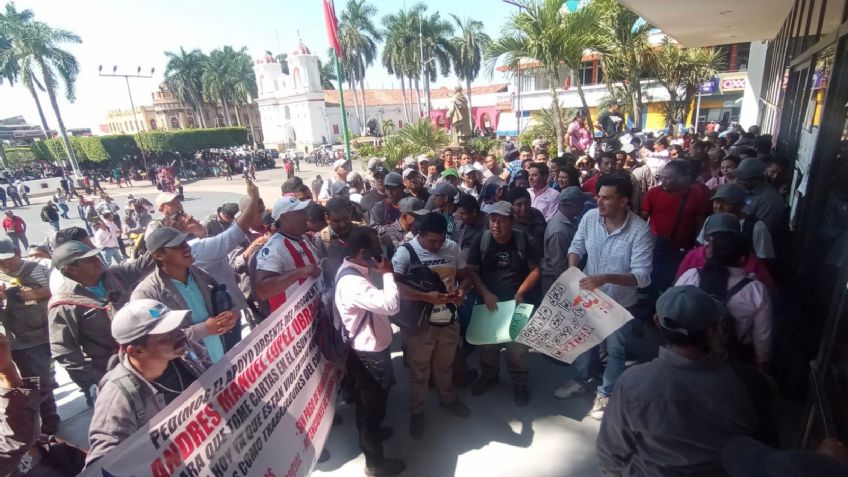 Empleados de Tapachula estallan ante la explotación laboral, acusan a la edil de pisotear sus derechos