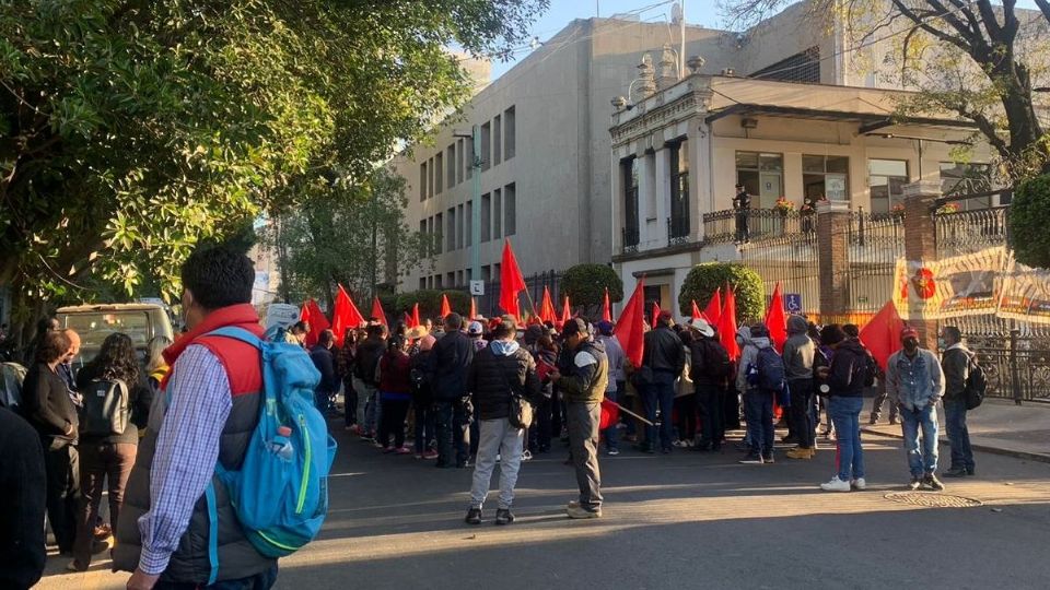 Los manifestantes piden ser recibidos por las autoridades