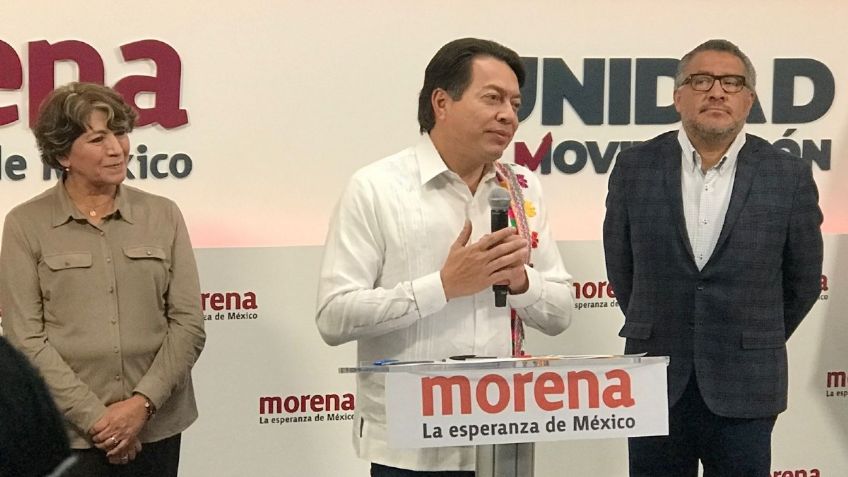 Mario Delgado señala que campaña por medio de espectaculares es innecesaria