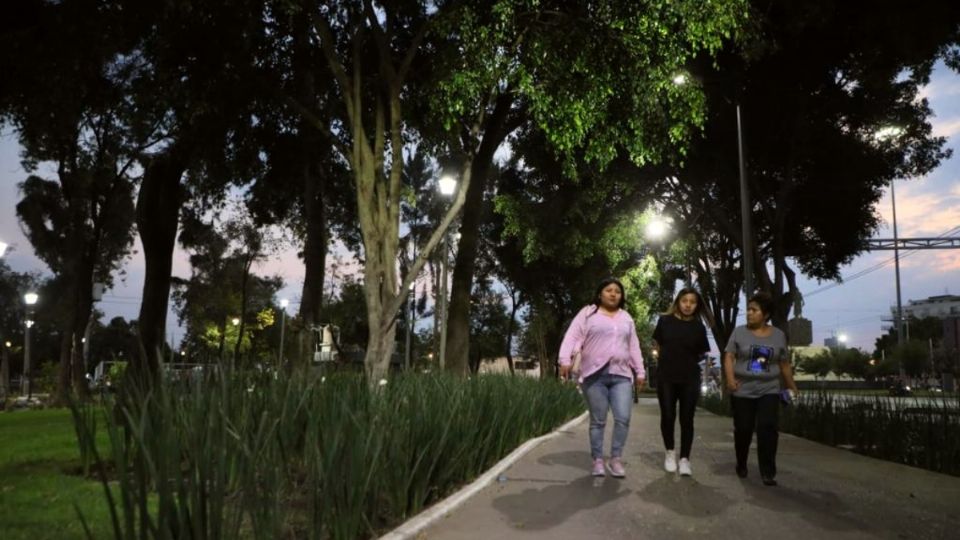 La creación de Senderos Seguros forma parte de una estrategia integral a favor de las mujeres