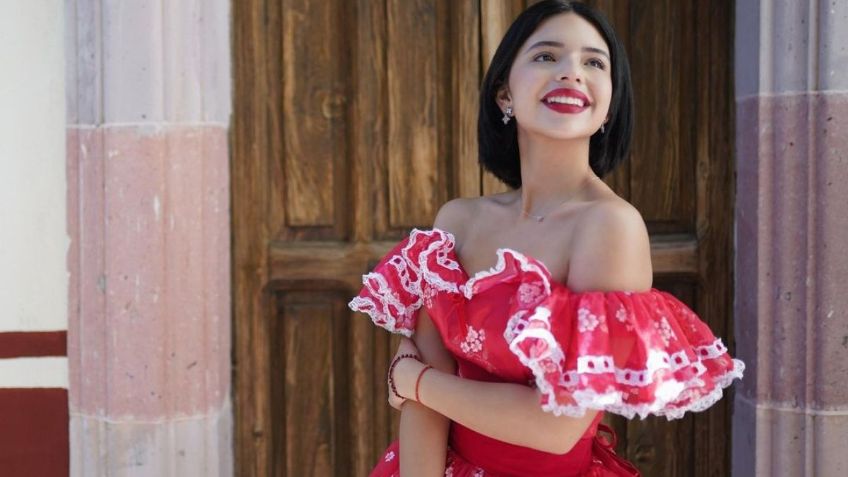 Ángela Aguilar: las 5 fotos que demuestran que el rojo es el color que mejor le sienta a la "Princesa del Regional Mexicano"