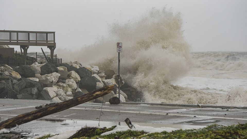 Hay declaratoria de emergencia, cortes de luz y de carreteras
