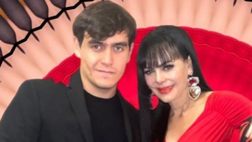 Maribel Guardia recibió varios cuadros con retratos de Julián Figueroa.