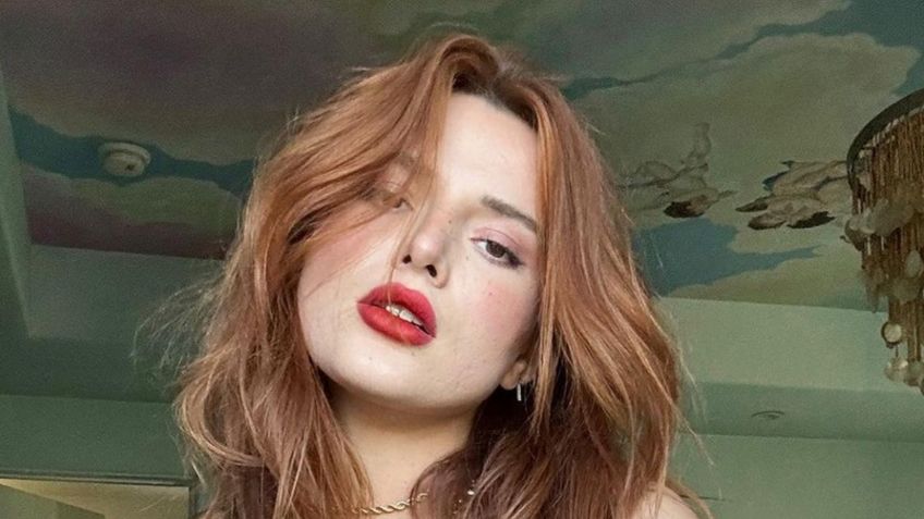 Bella Thorne le da un giro al escote “underboob” con bikini morado y revelador look de crochet | FOTOS