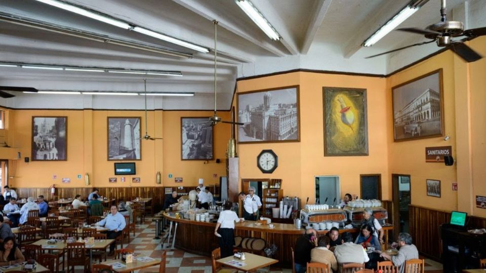 Con más de 70 años, el Café La Habana es un punto icónico de la Ciudad de México.