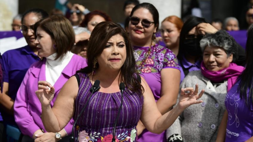 Clara Brugada: "La mejor manera de honrar el voto femenino es que hayan más mujeres gobernando"