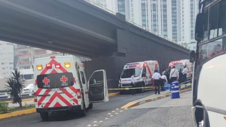 Los hechos habrían ocurrido a las afueras de la Plaza Paseo Interlomas ubicada en el municipio de Huixquilucan.