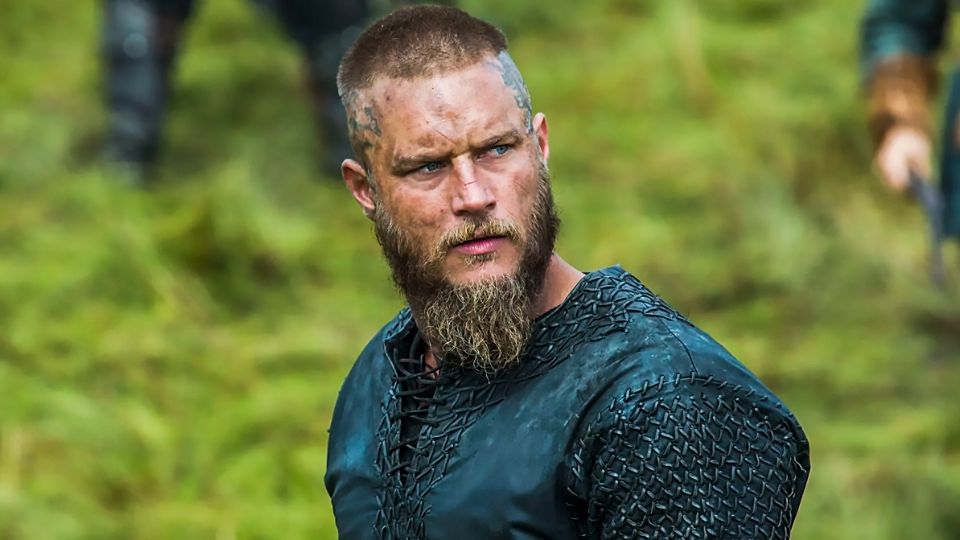 RAGNAR LODBROK | VIKINGOS | No vas a creer cómo luce actualmente el actor que dio vida a Ragnar.