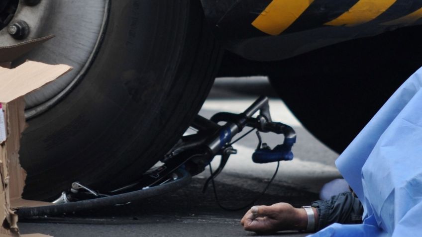 Camión atropella y mata a ciclista en calles de Tlalpan