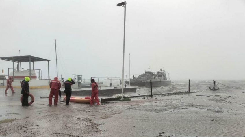 Tormenta tropical "Otis" se forma en costas de Oaxaca, provocará lluvias intensas en estos estados