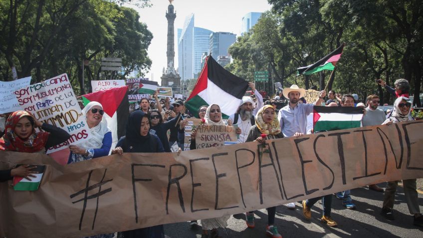 Marchan en favor de Israel y Palestina