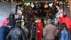 VIDEO: adornos de Halloween causan polémica en el Mercado Sonora, simulan cuerpos descuartizados