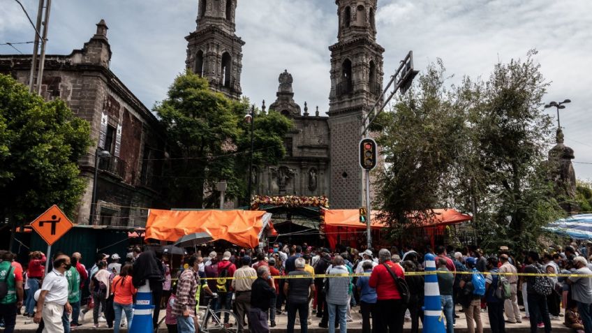 Leyendas, homenajes y devoción: así es la iglesia de San Hipólito