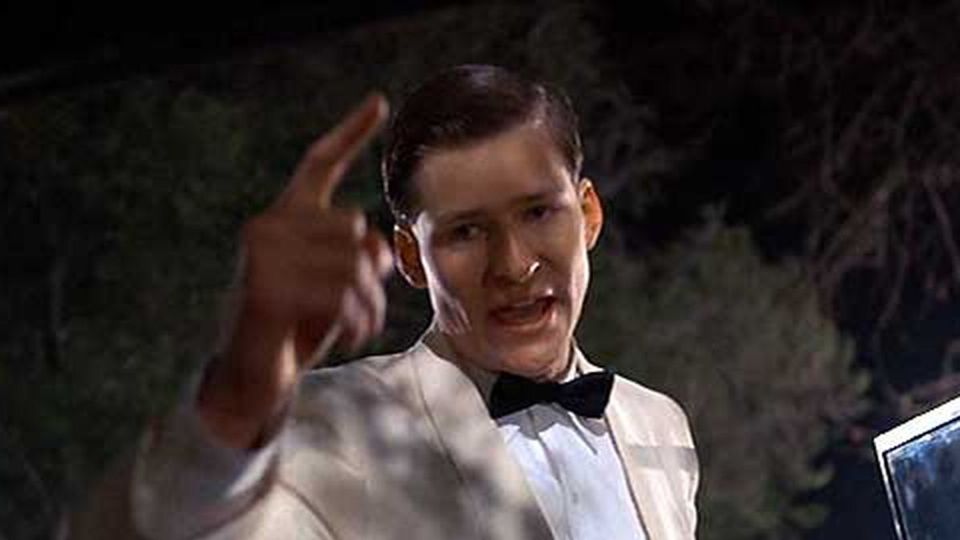 Crispin Hellion Glover dio vida a George McFly en Volver al futuro
