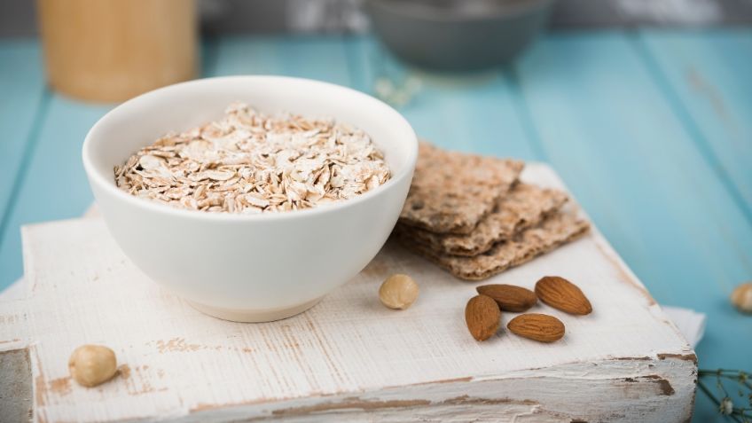 Mitos sobre la avena que deberías conocer y que te sorprenderán