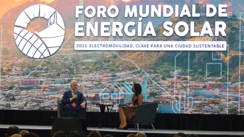 El expresidente de los Estados Unidos, Bill Clinton, participó en el foro Mundial de Energías Renovables