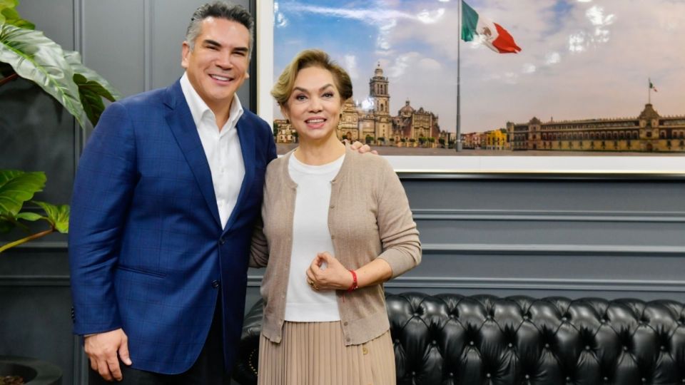 La senadora por el estado de Campeche, Cecilia Sánchez García, deja la bancada de Morena y se une al PRI