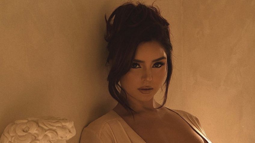 Demi Rose derrocha a estilo con un bañador de una pieza con trasparencias y detalles turquesas desde la playa