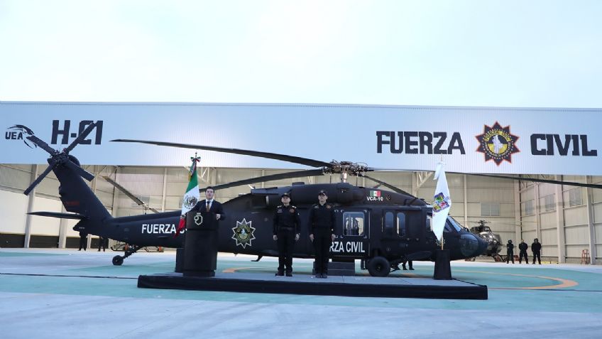 Samuel García presenta el nuevo helicóptero "Black Hawk" para blindar Nuevo León