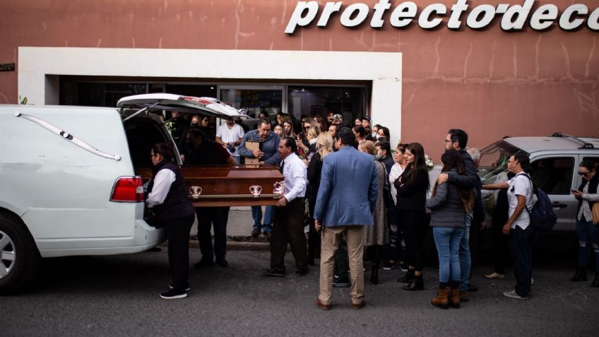 Funerarias "patito" cobran hasta el doble a deudos en CDMX, así puedes identificarlas