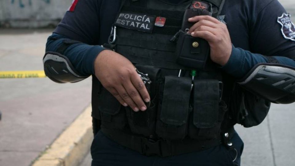 Tres elementos policiacos murieron tras ser atacados por uno de sus compañeros.