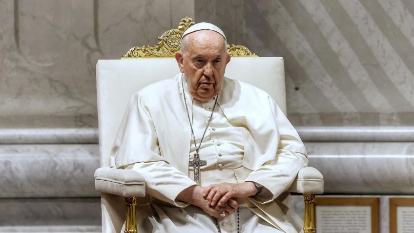 El papa Francisco llamó hipócritas a las criticas ante la posibilidad de bendecir a las parejas gay