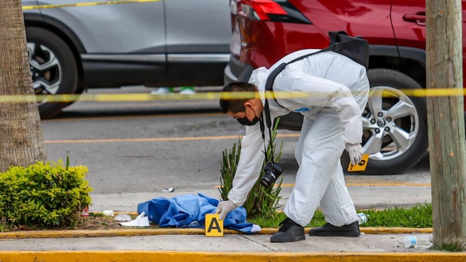 El conductor de la unidad se encuentra detenido y será trasladado al Ministerio Público.