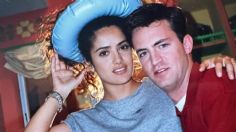 Salma Hayek se despide de Matthew Perry con conmovedor mensaje en Instagram: "seguiré apreciando tu tontería"