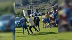 VIDEO: conductor intenta atropellar a jugadores durante riña en partido de fútbol llanero