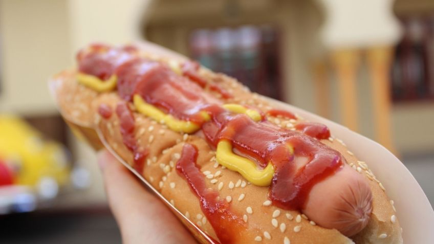 ¿Cuántos minutos de vida te quita comer un hot dog? Estudio revela las cifras