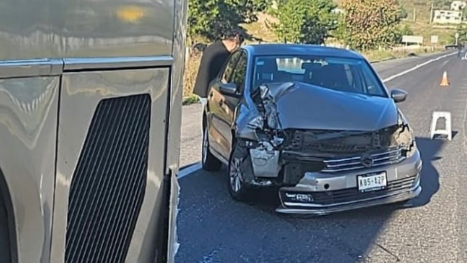 El cantante compartió fotos del accidente