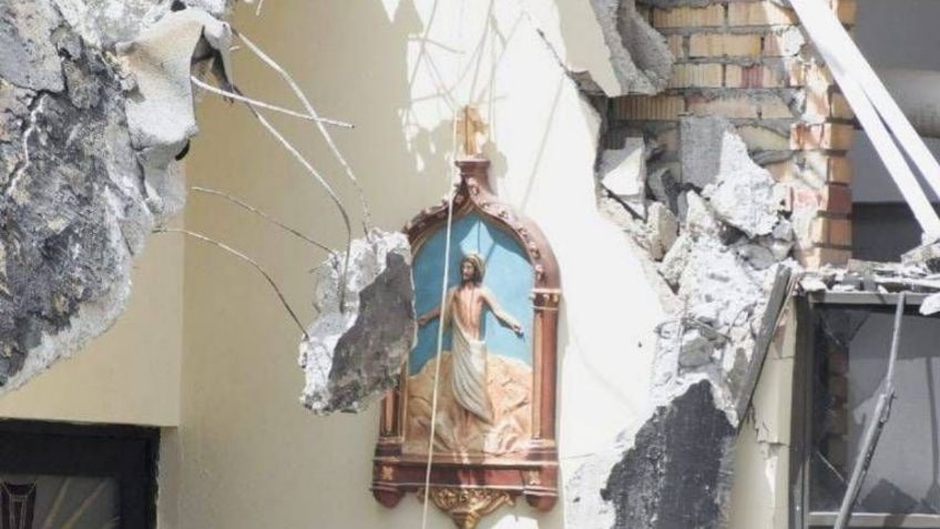 ¿Un milagro? Captan imagen de Jesucristo intacta tras colapso de iglesia en Ciudad Madero