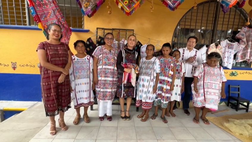 Claudia Sheibaum visita a artesanas de Guerrero: ayuda a tejer un huipil en Chilpancingo