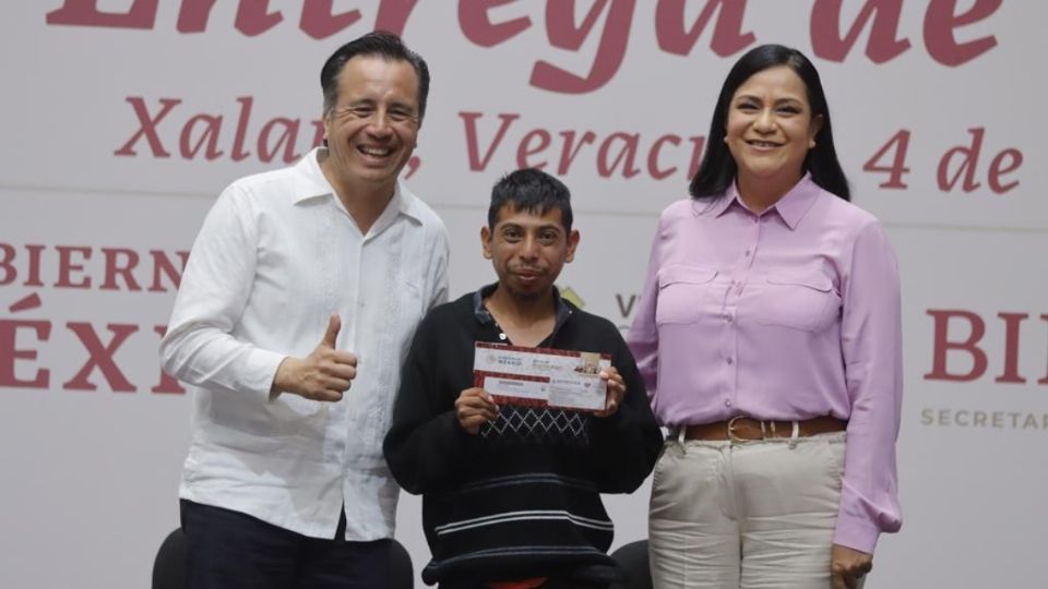 En el estado de Veracruz, este año el padrón de la pensión es de 92 mil 737 personas con discapacidad