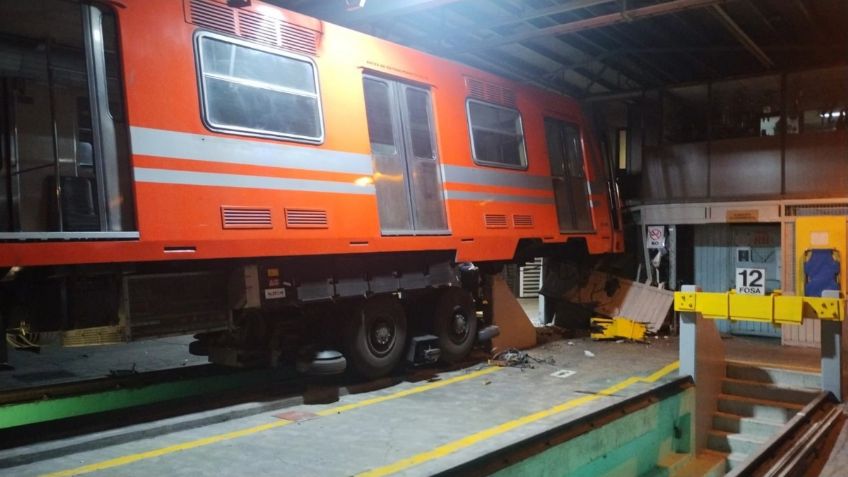 Choca tren del Metro en área de talleres