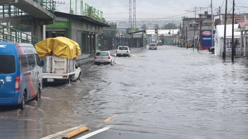 Lluvia provoca inundaciones en la México-Pachuca y desquician el tráfico, alternativas viales